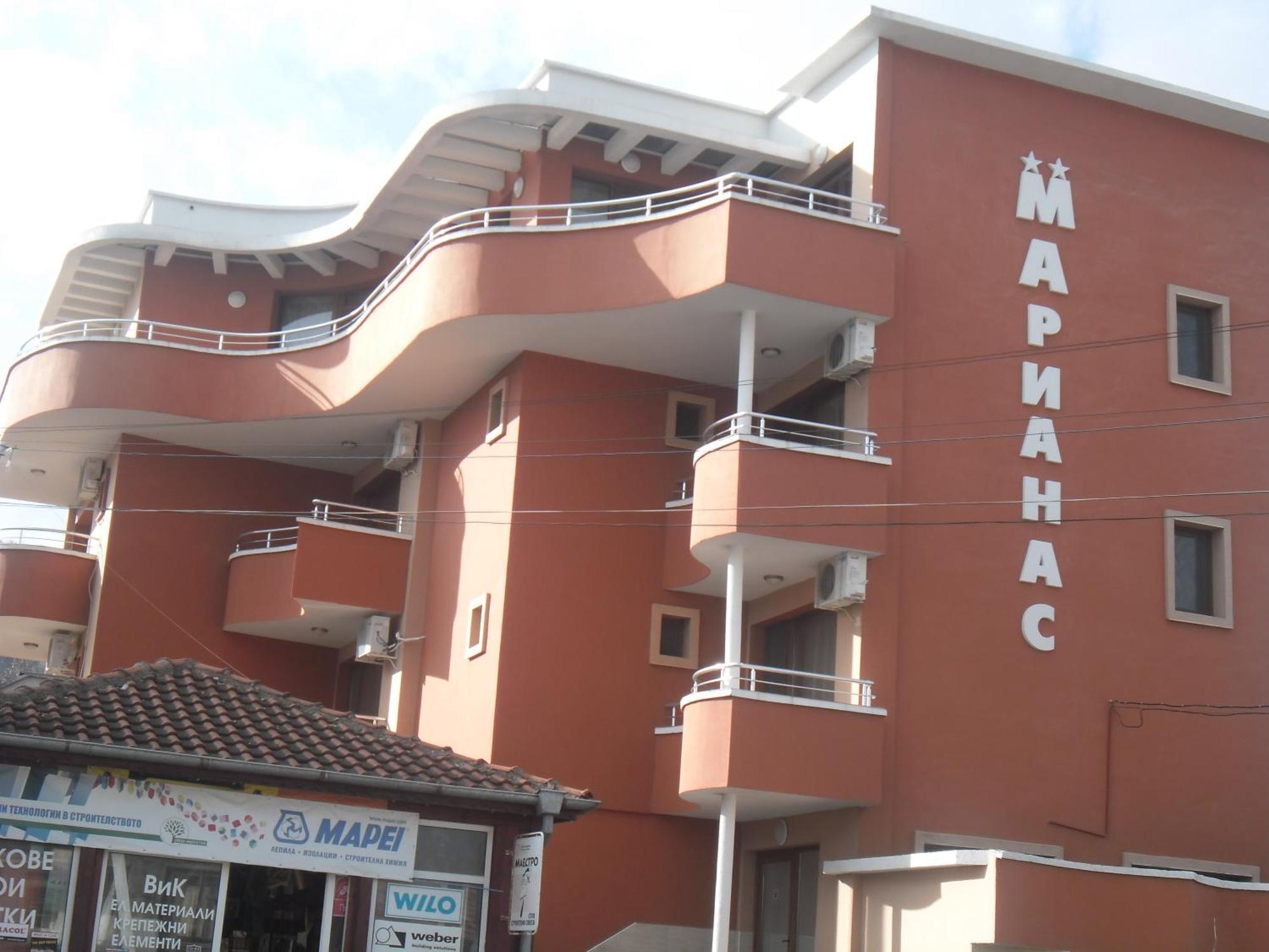 Marianas Guesthouse Obzor Exterior photo