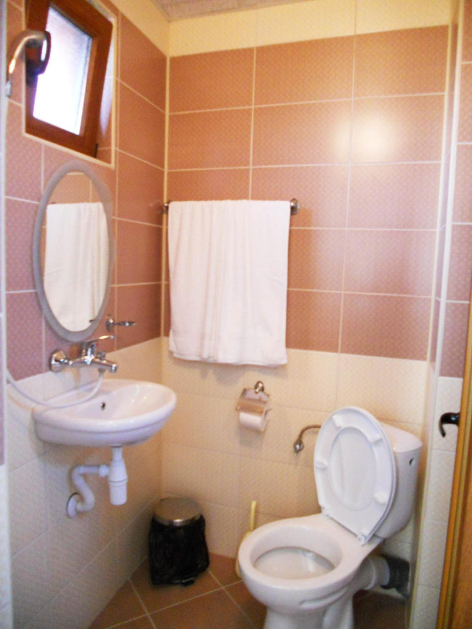 Marianas Guesthouse Obzor Exterior photo