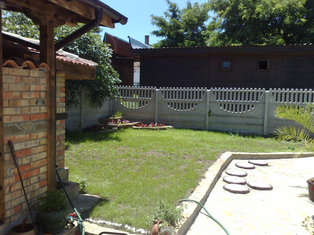 Marianas Guesthouse Obzor Room photo
